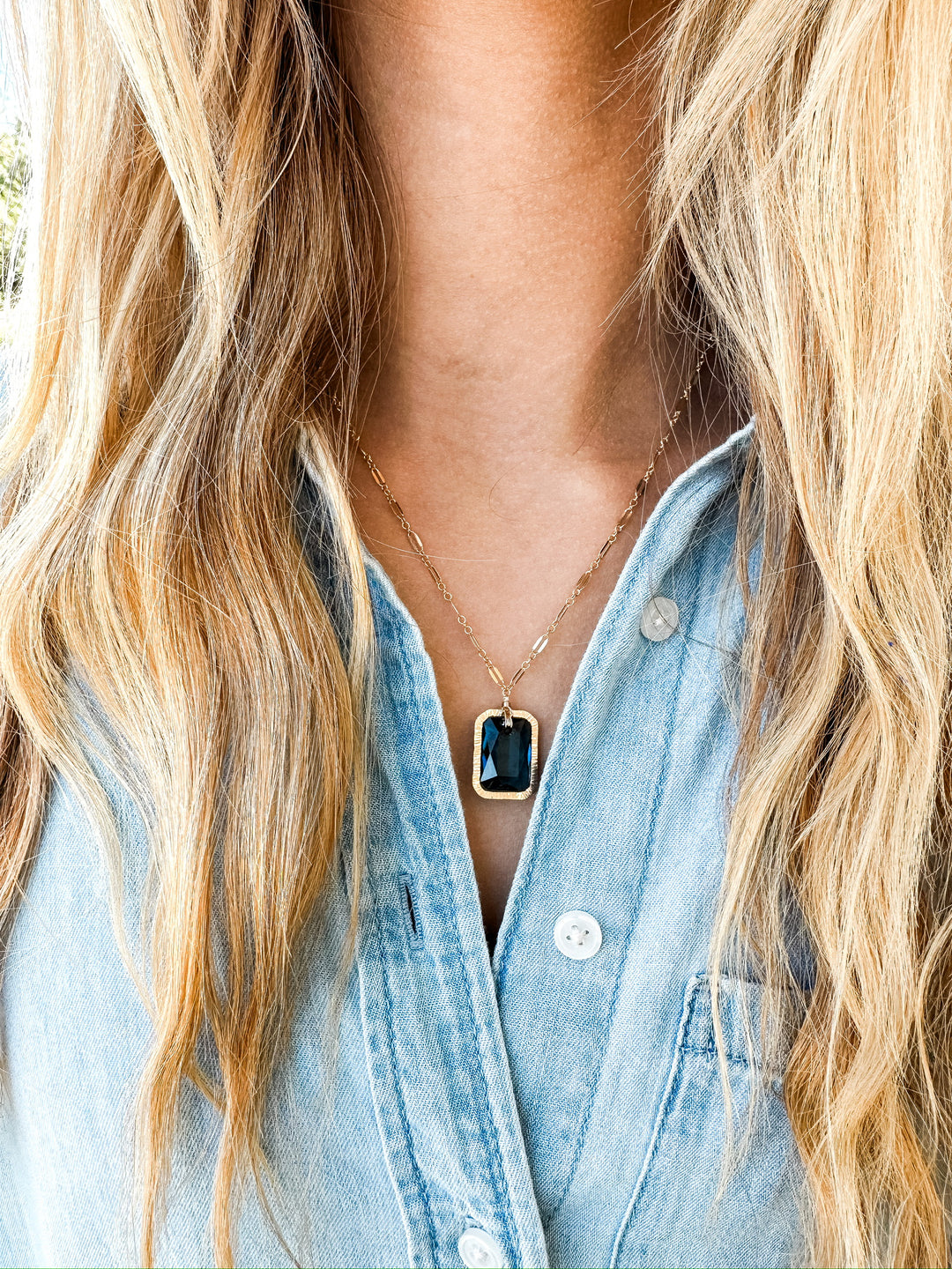 Deep Blue Crystal Pendant Necklace