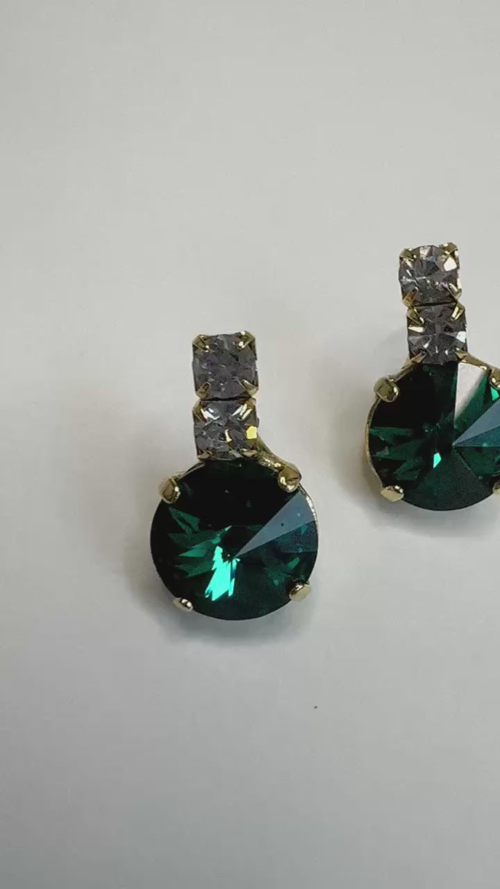 Dee Earrings in Emerald